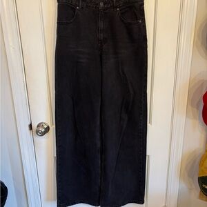 Black Wide-Leg Jeans